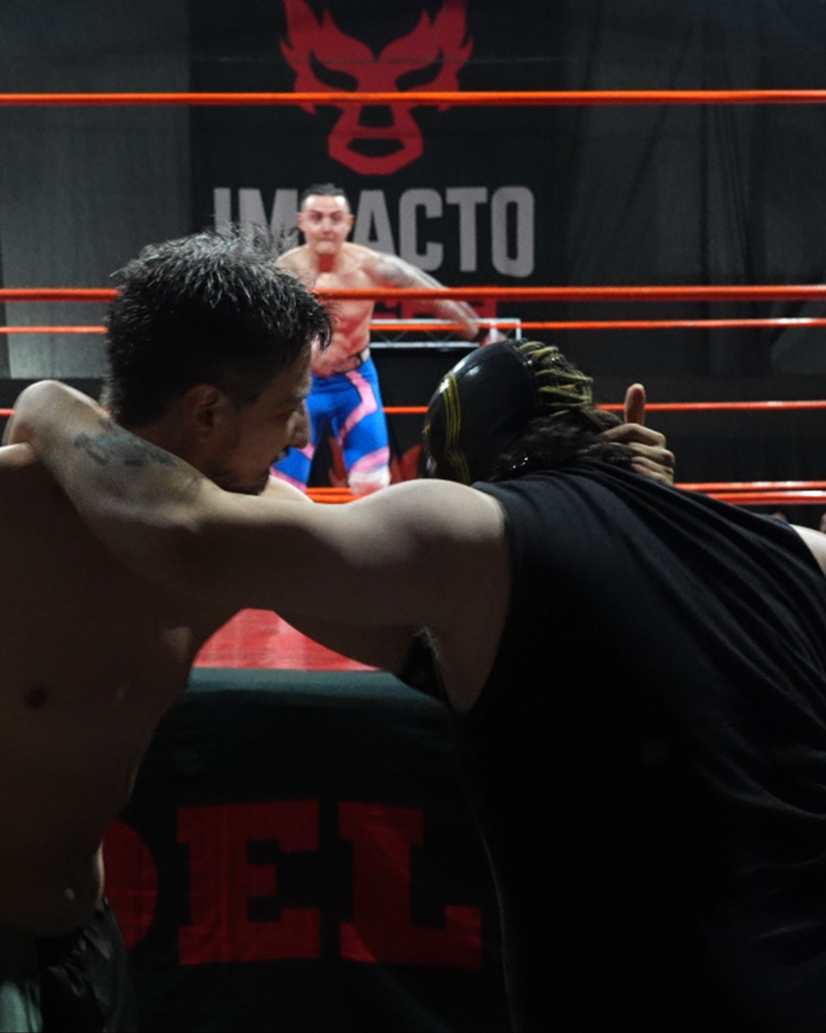 Triple Amenaza — Campeonato Máximo de Legion Pro Wrestling: Matt del Mull (c) vs Falcon vs Psycho César